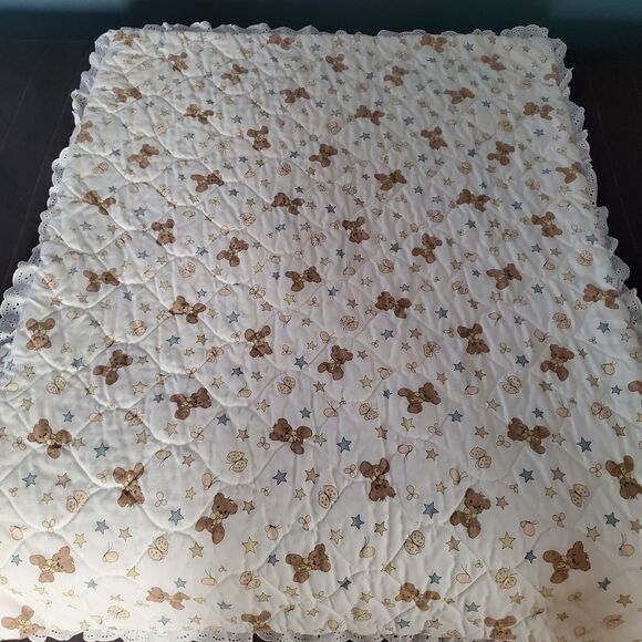 1986 Precious Moments Boy w/ Teddy Bear Quilted Crib Comforter Eyelet Trim 42x33 - Picture 5 of 8